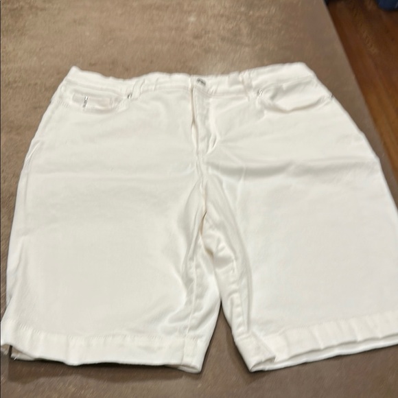 Gloria Vanderbilt Amanda Capri Brand New!! - Picture 2 of 5